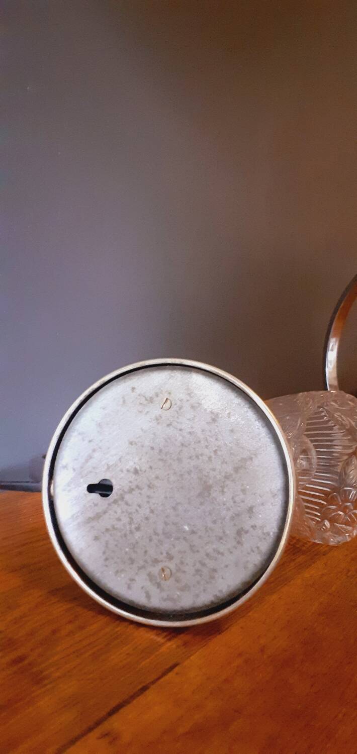 Pair of 40s/50s art deco style lamps/wall lights