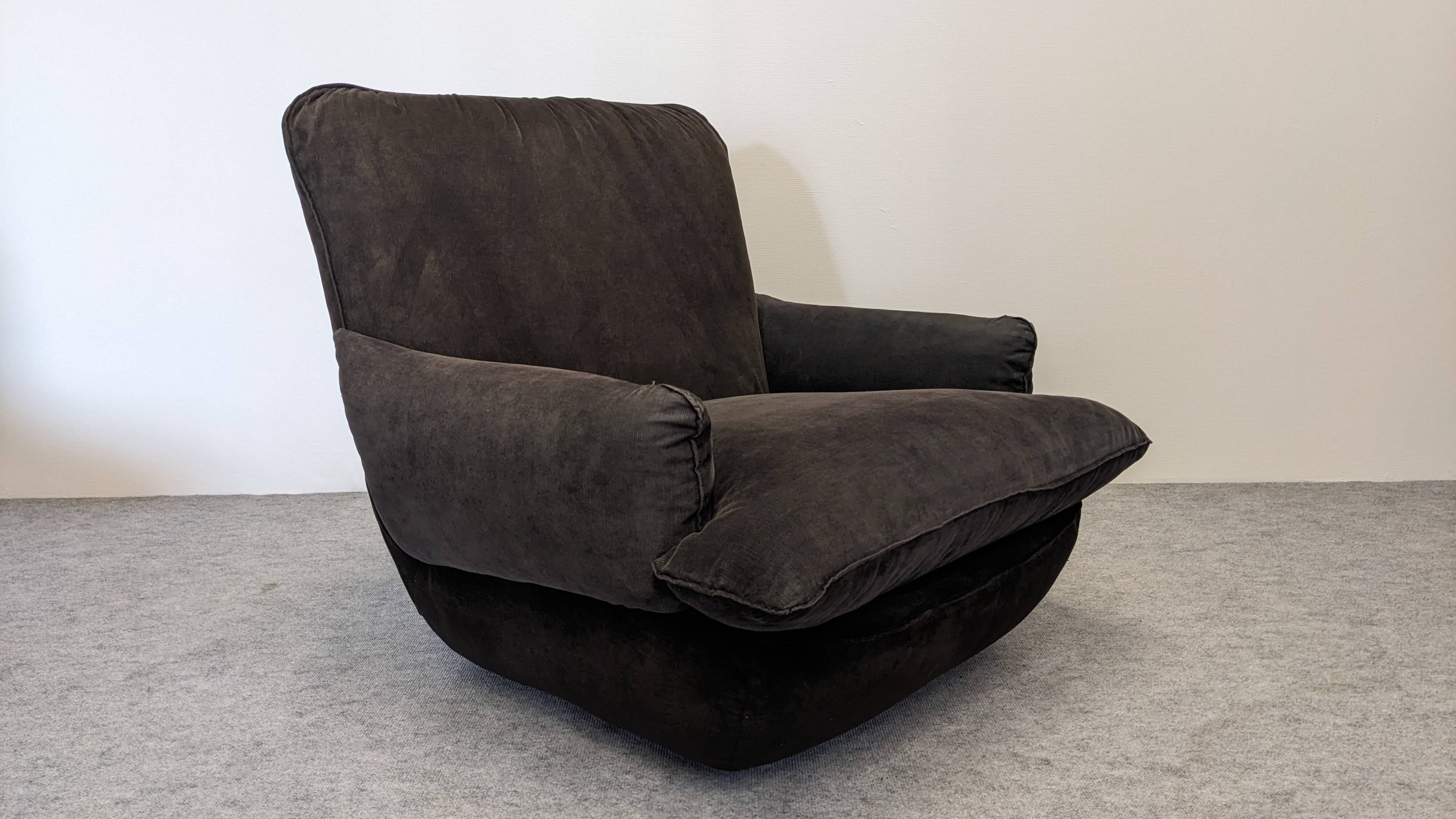 Pair of armchairs by Michel Cadestin for Airborne, France circa 1970.