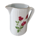 Pichet en porcelaine blanche