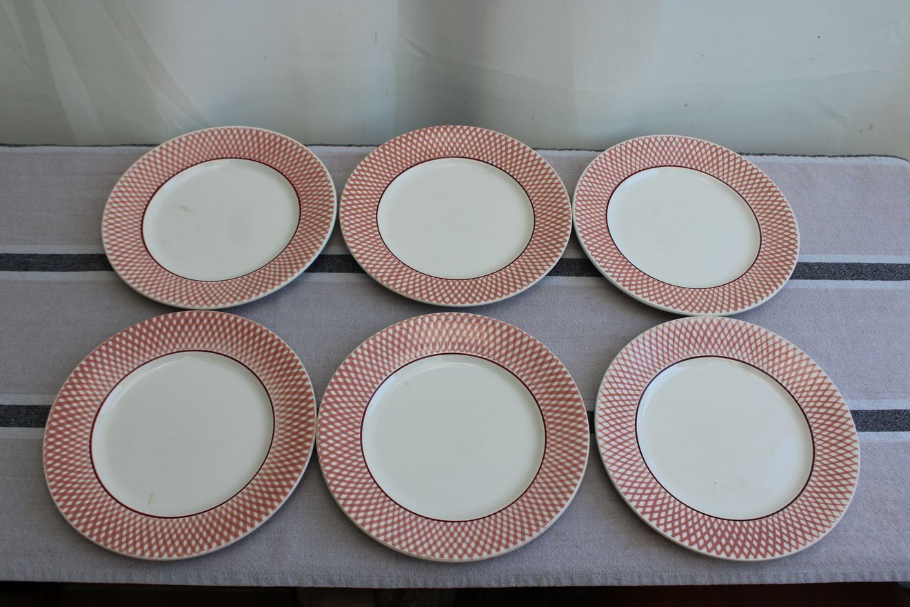 Set of 6 dessert plates