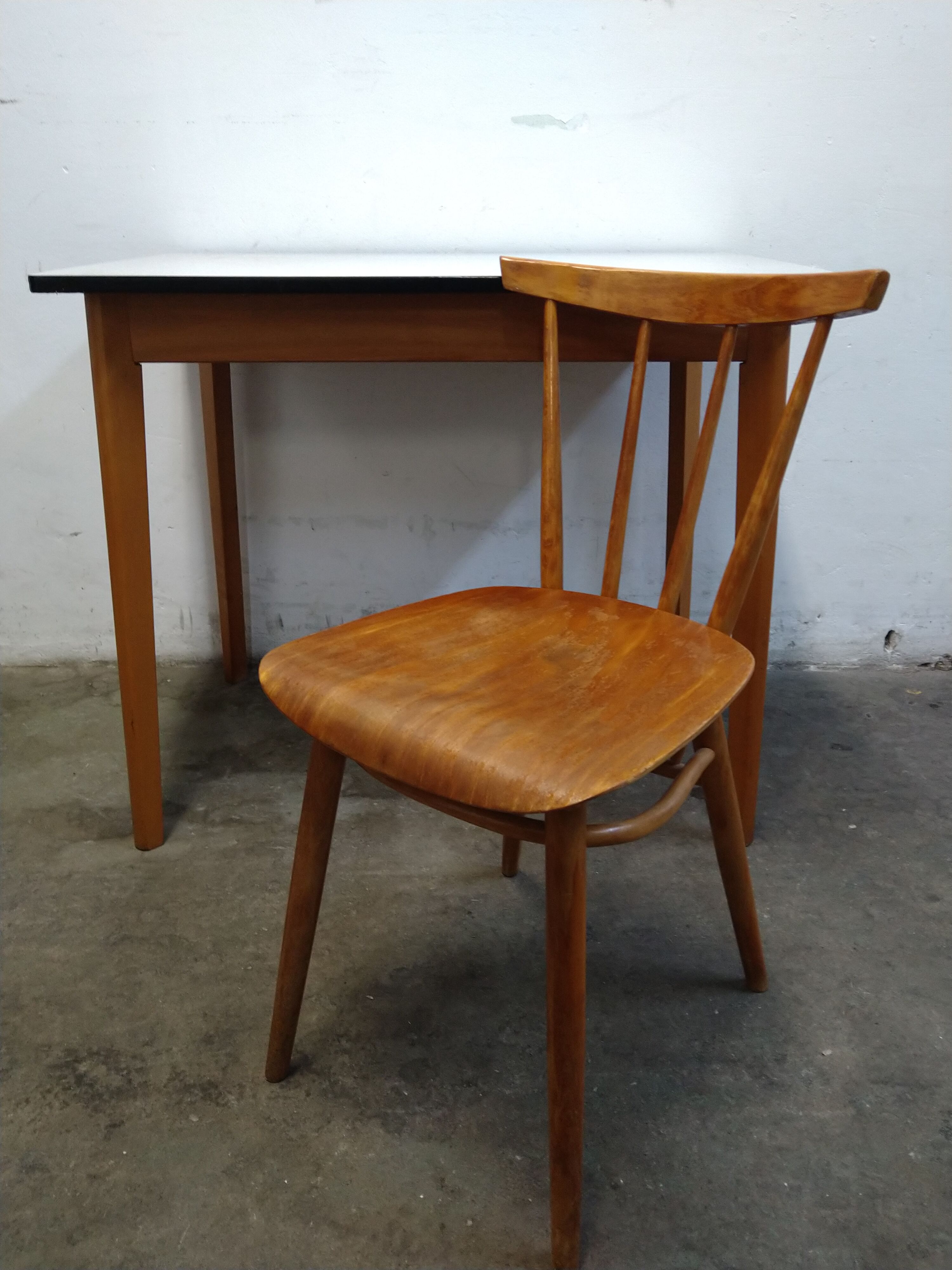 Vintage table and bar chair