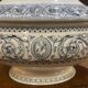 Important English Minton porcelain soup tureen, Florentine pattern