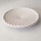 Grand plat spirale Malicorne blanc