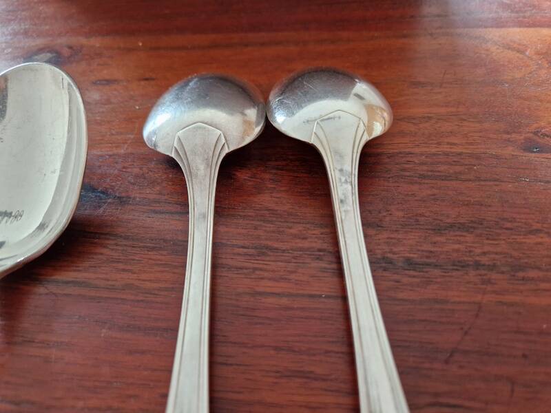 Christofle - Set of 12 Boréal pattern silver-plated table spoons