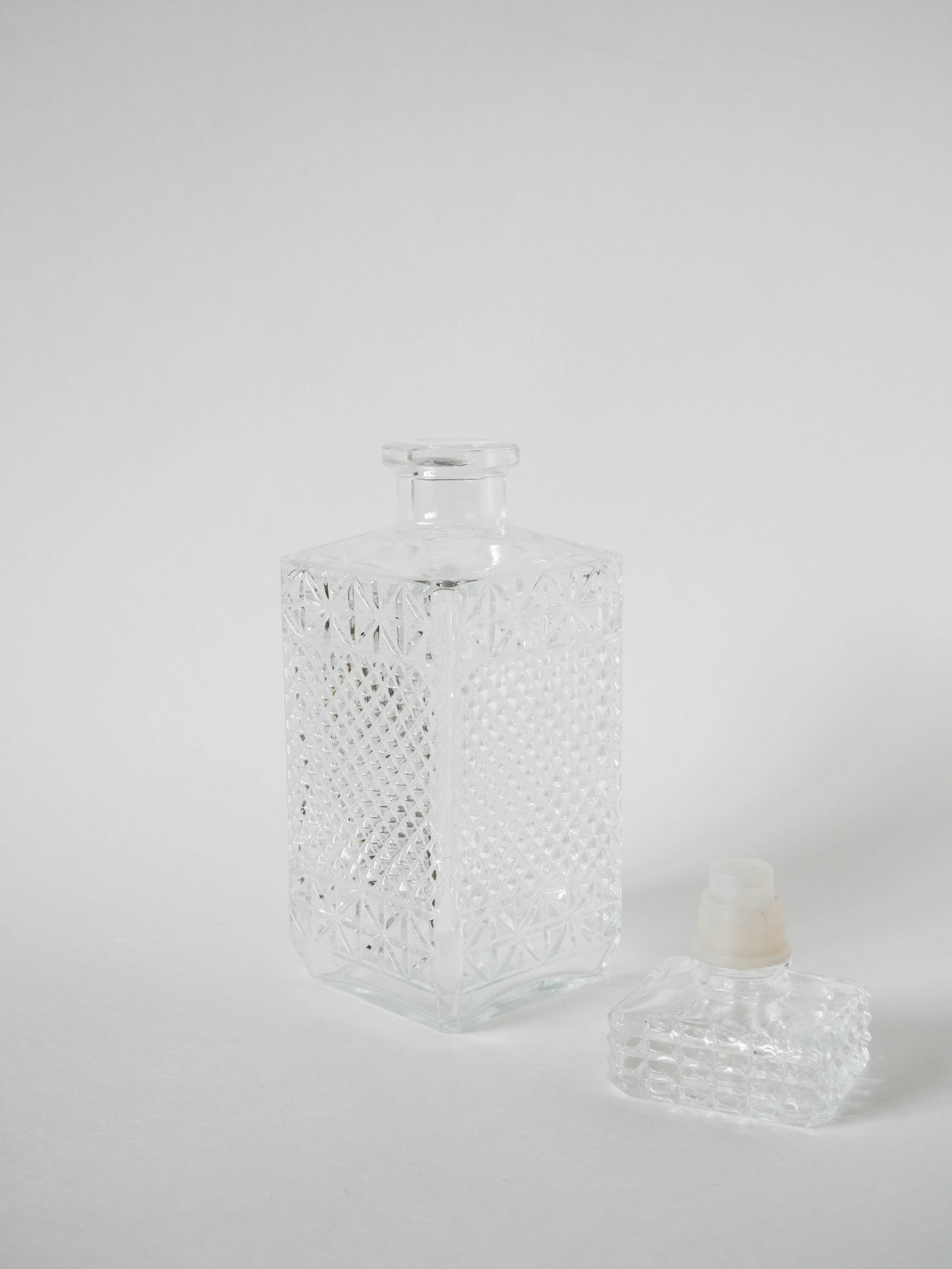 Carafe à whisky en verre facetté, 1970
