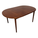 Oval extendable teak table by Nils Jonsson for Troeds 50s/60s