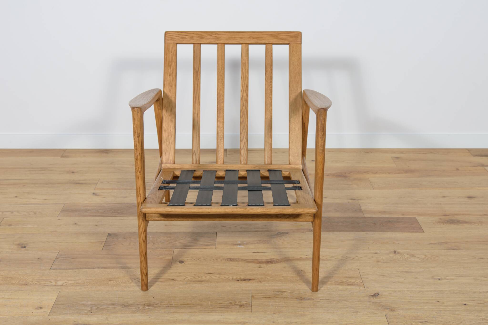 Model 300-139 Armchair from Swarzędz Factory, 1960s