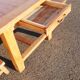 Table de ferme et deux bancs