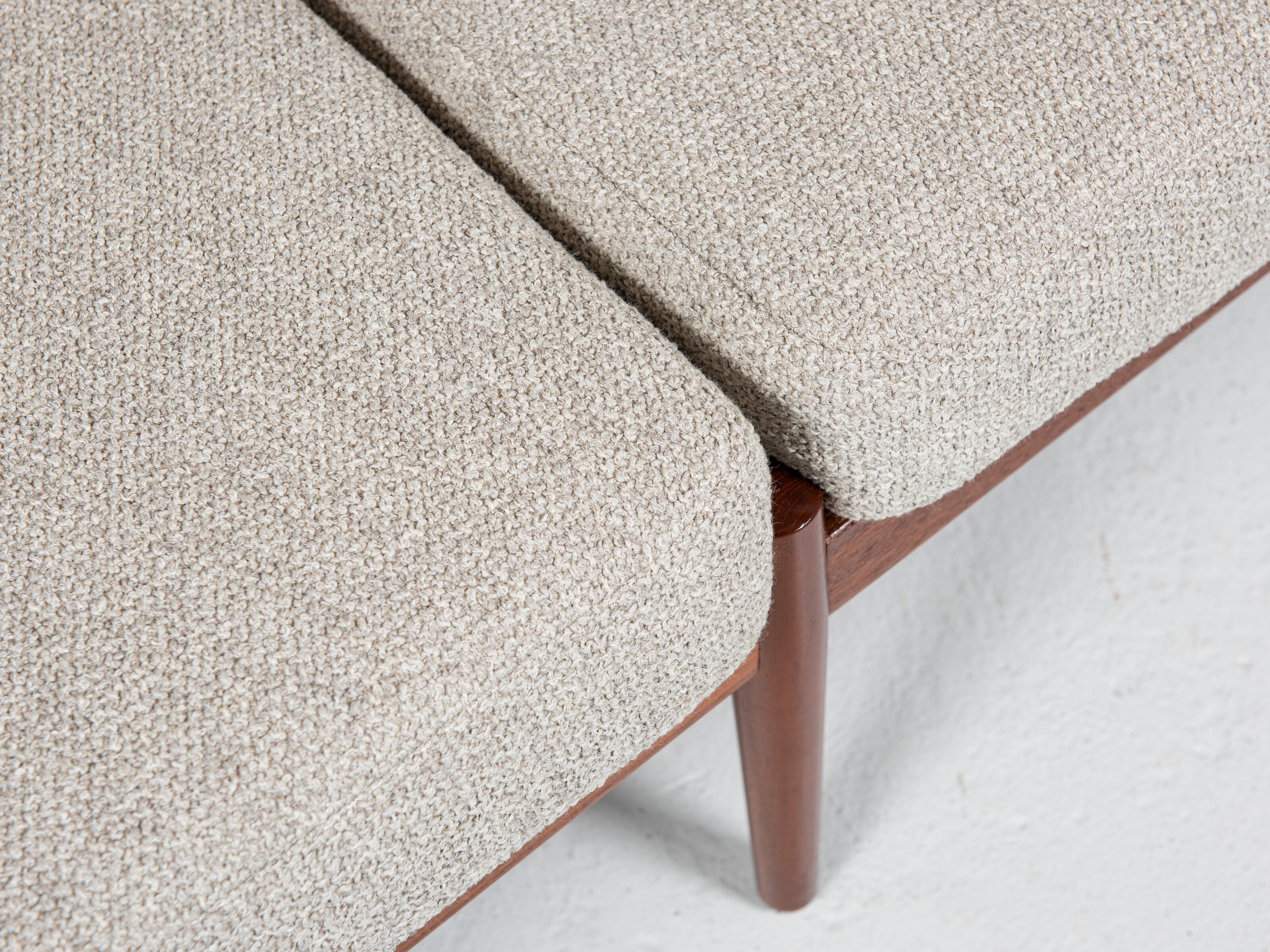 2-seater sofa design Sven Age Eriksen published by Glostrup 1960s.