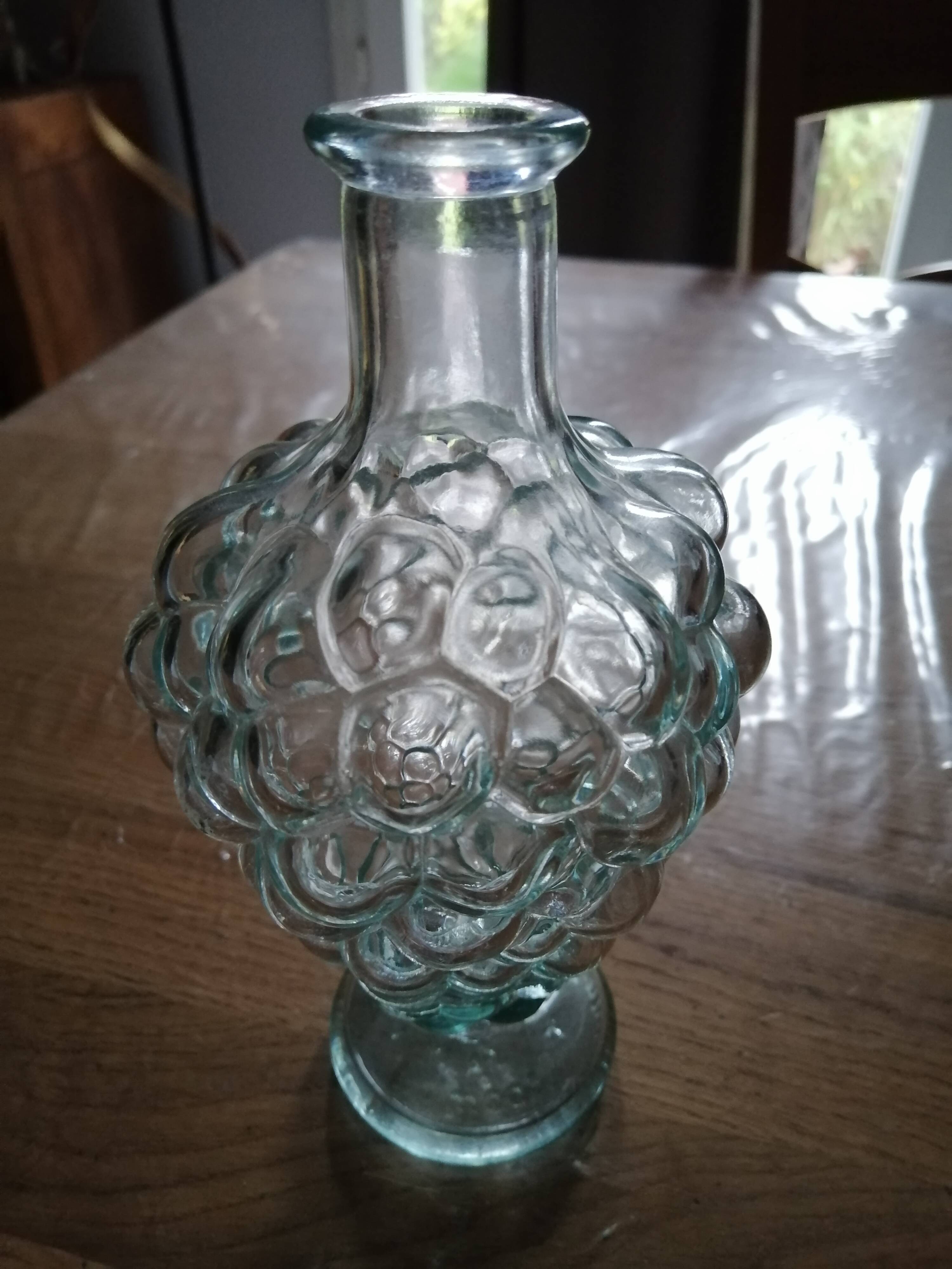 Italian transparent bubble carafe