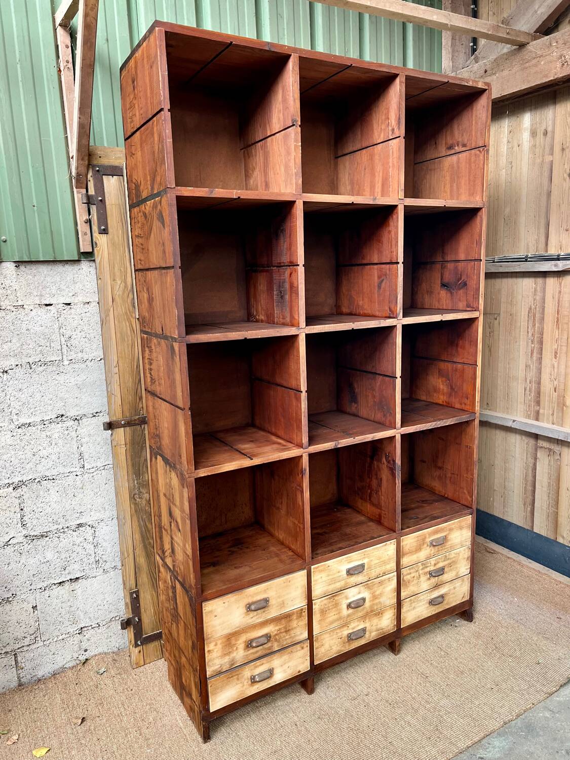 Meuble de métier, meuble de rangement