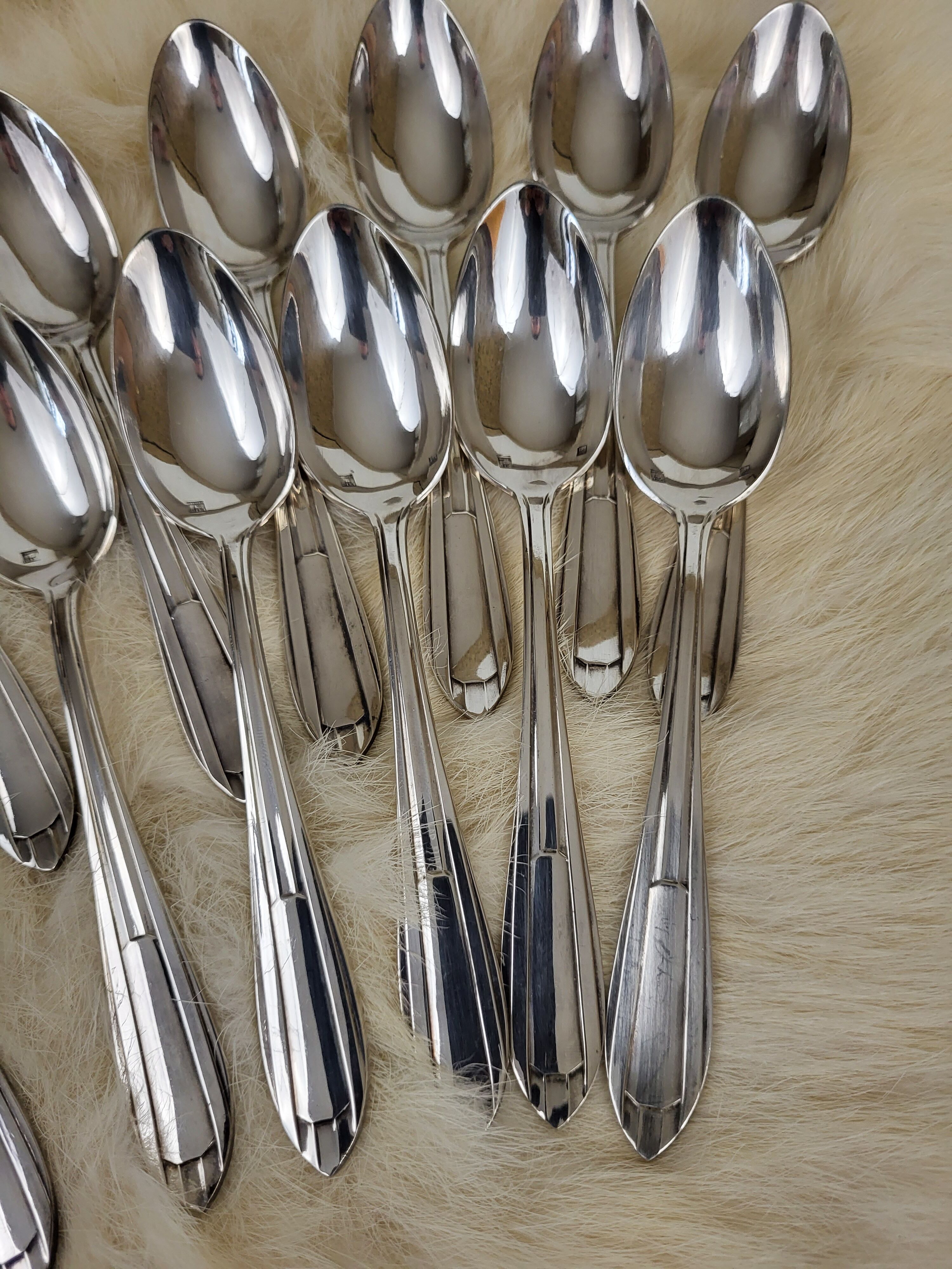 Set de 12 cuillères à café métal argenté art déco