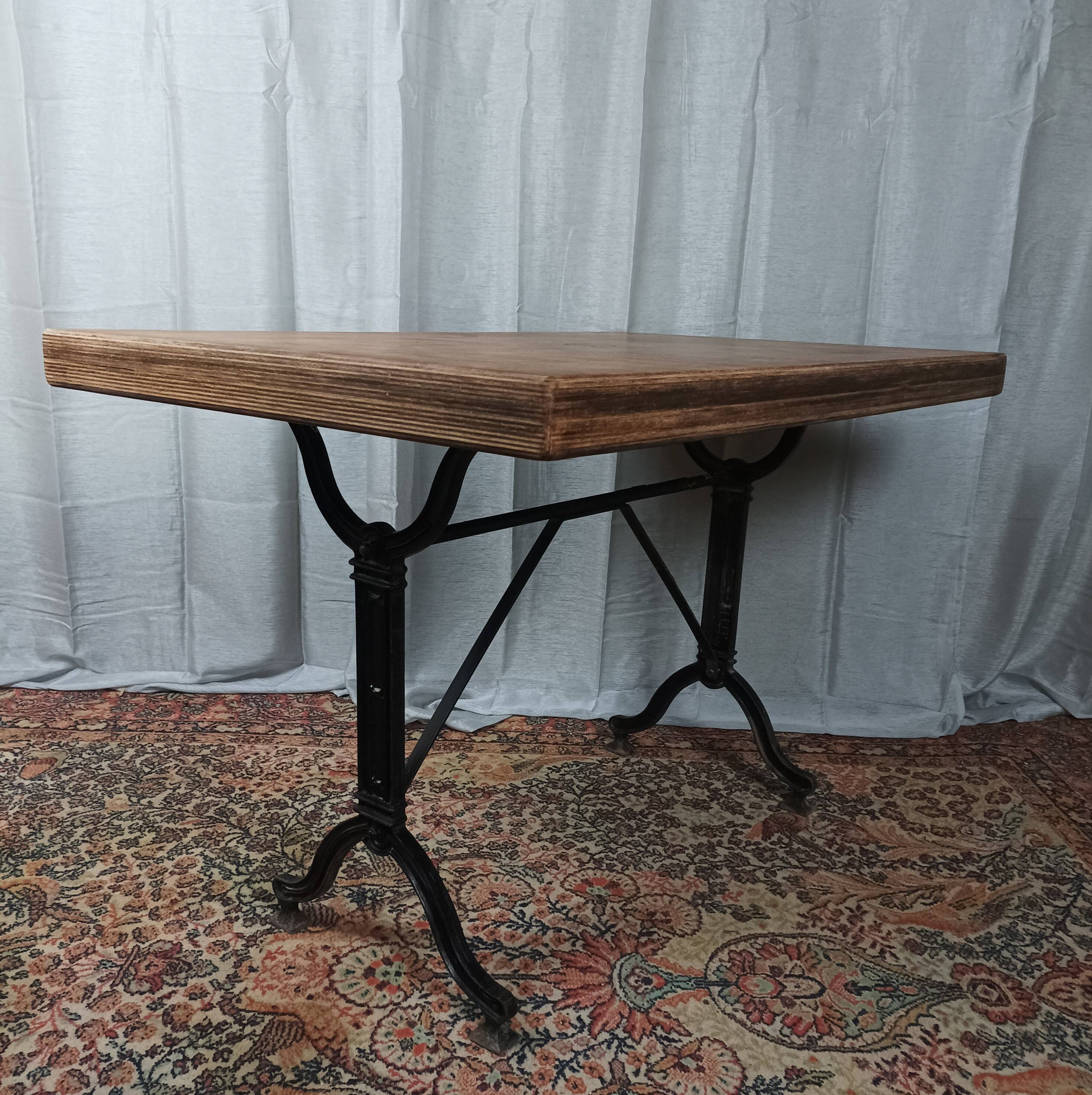 Table de bistrot métal et bois SEREX, 1920