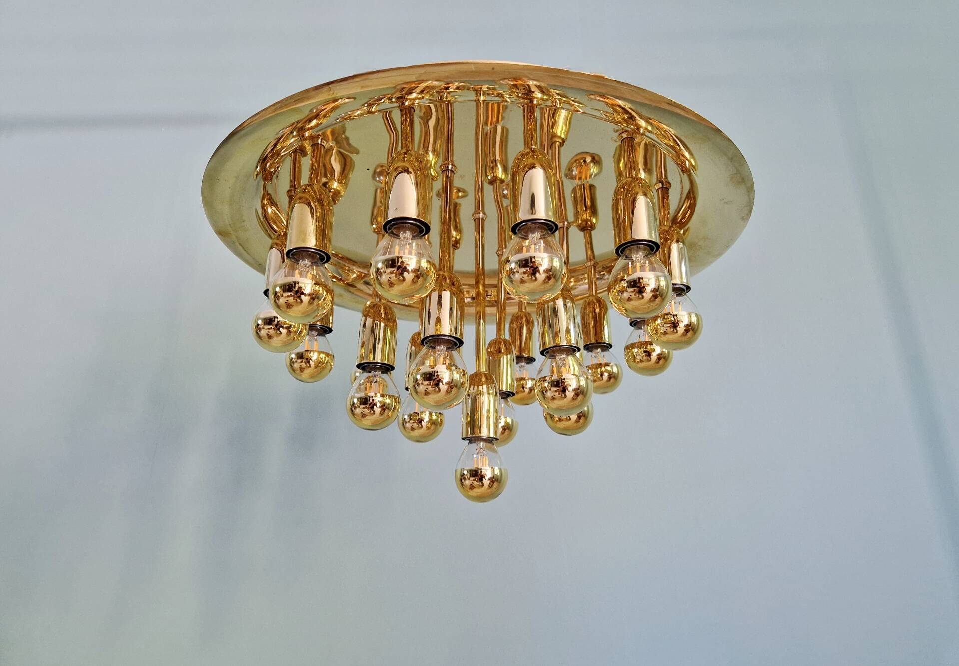 XXL Sputnik ceiling light in brass, Space Age design, 1970.