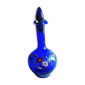 carafe Art Nouveau, verre bleu cobalt émaillé de fleurettes