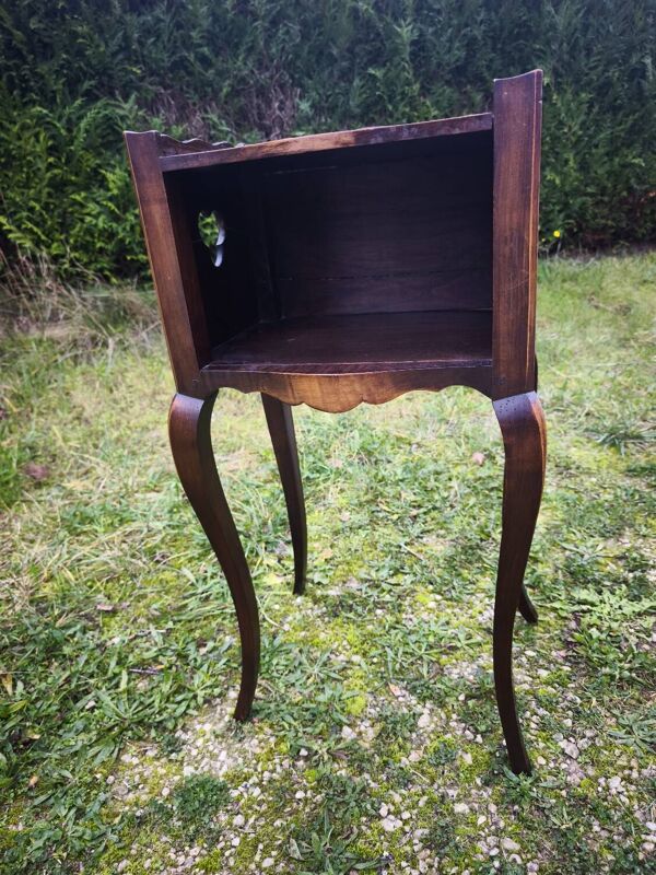 Table de chevet façon Louis VX