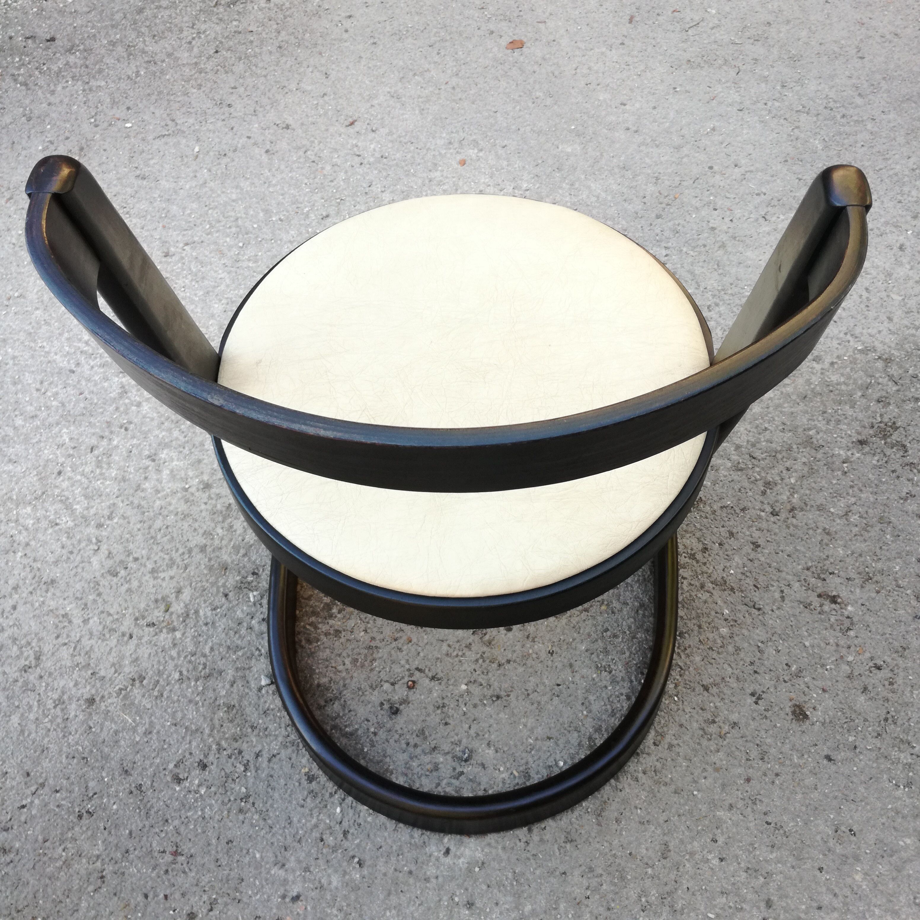 Halpha chair by baumann 1970