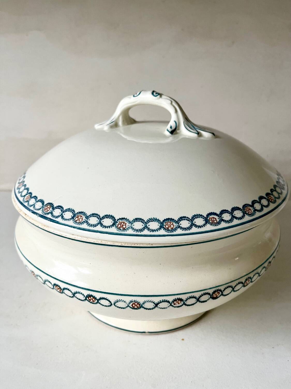 Longwy iron earthenware soup tureen