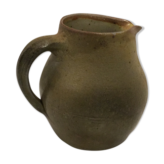 Sandstone milk pot