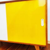 Buffet U 452 conçu par J. Jiroutek Tchécoslovaquie années 1960