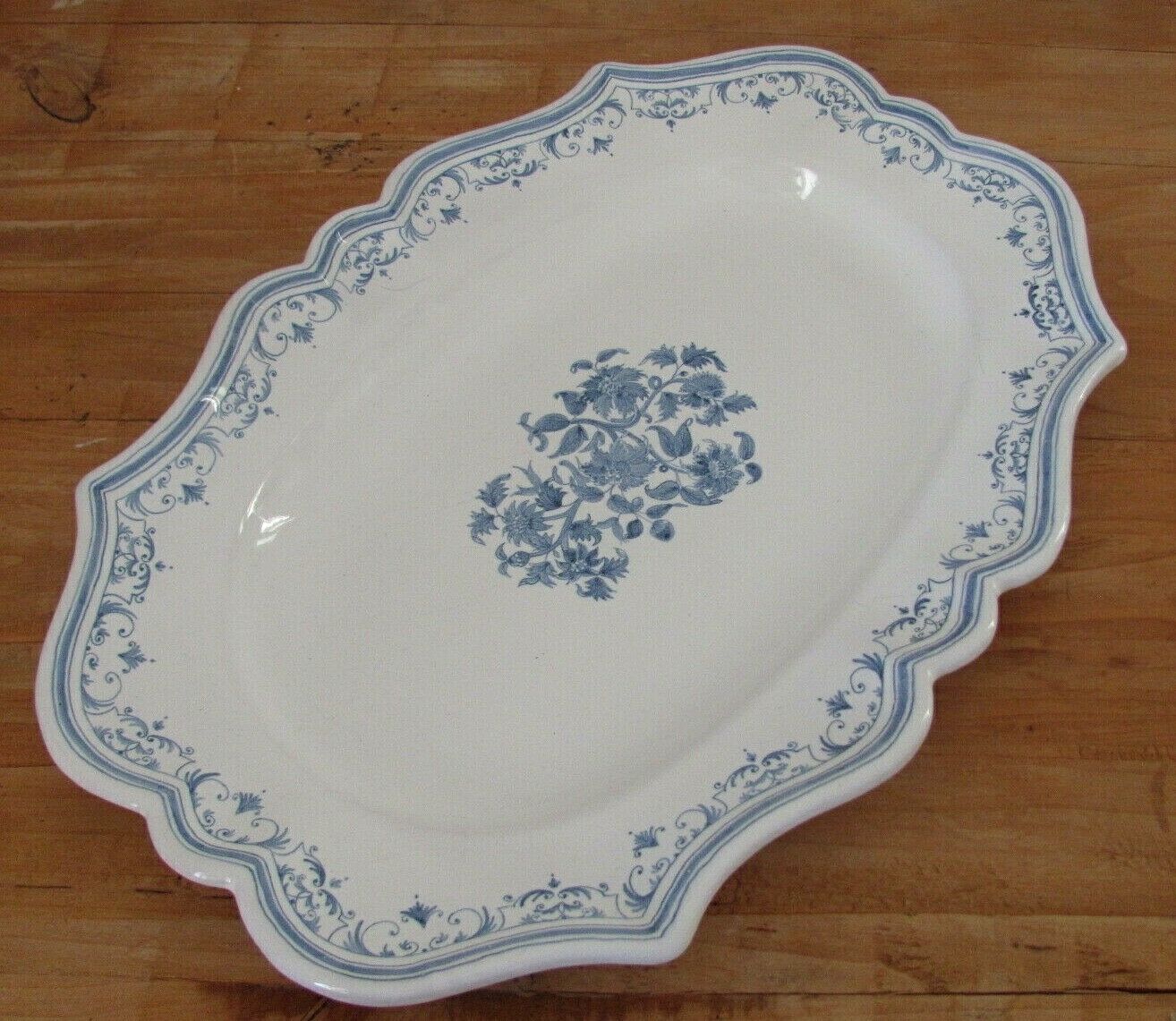 Large serving dish - Peyre Moustiers