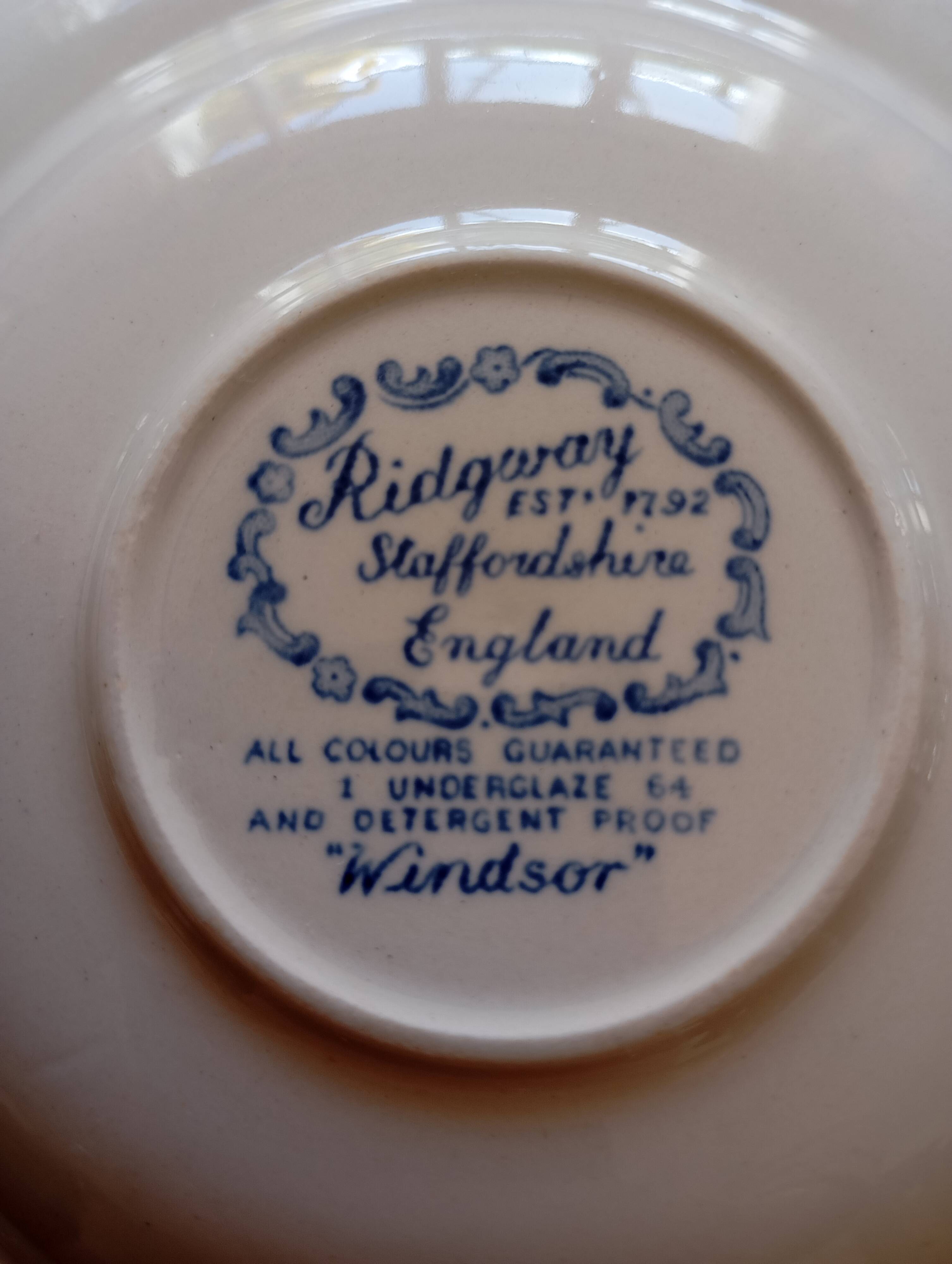 4 Ridgway (Staffordshire) blue "Windsor" English cups