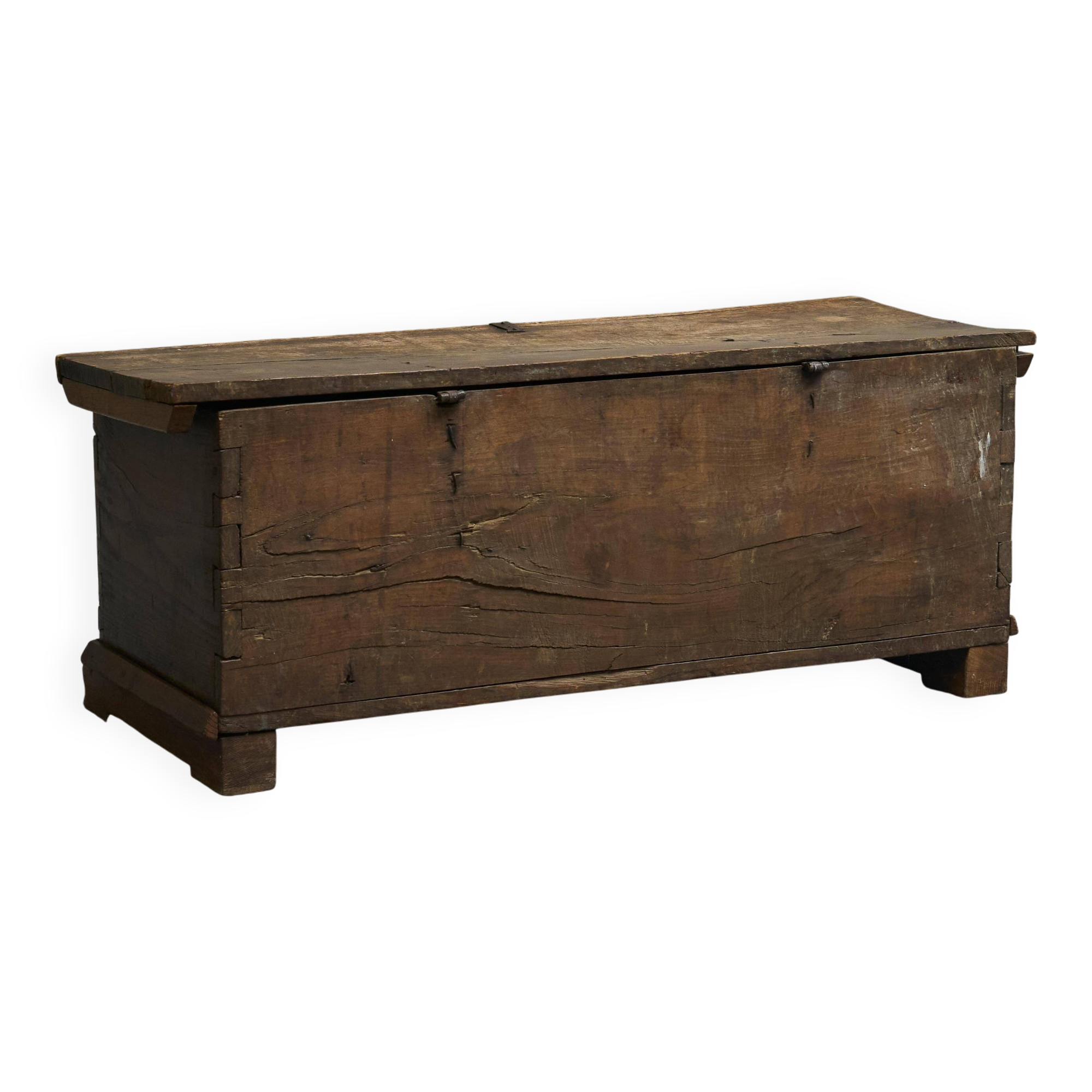 Oak and wrought iron mallet, early 18th century.