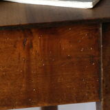 Table d'appoint campagnarde en noyer ancienne