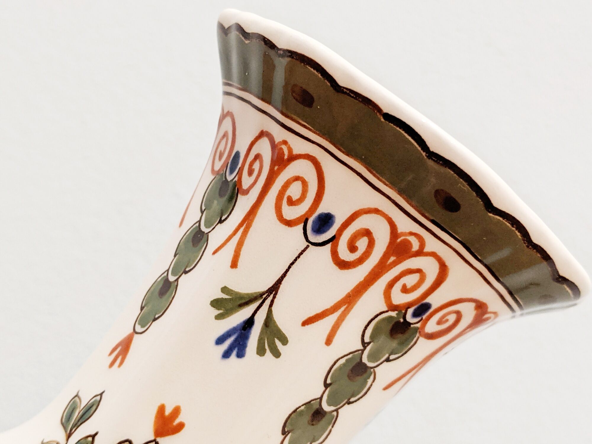 hand-painted polychrome porcelain vase from the Royal Delft Factory