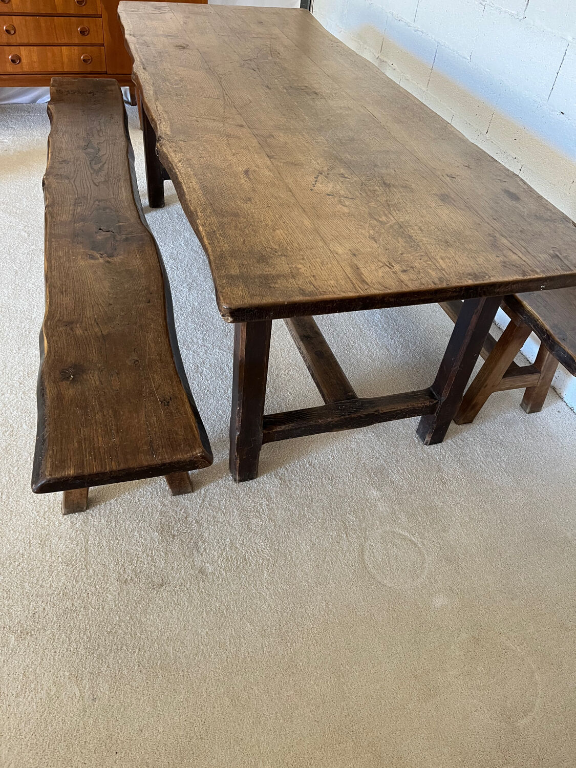 Table de ferme et bancs