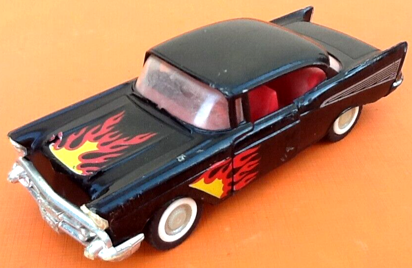 Miniature car Chevy Bel Air 57 Majorette
