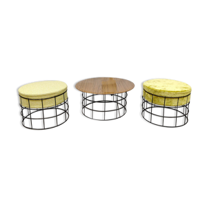 tabourets et table basse