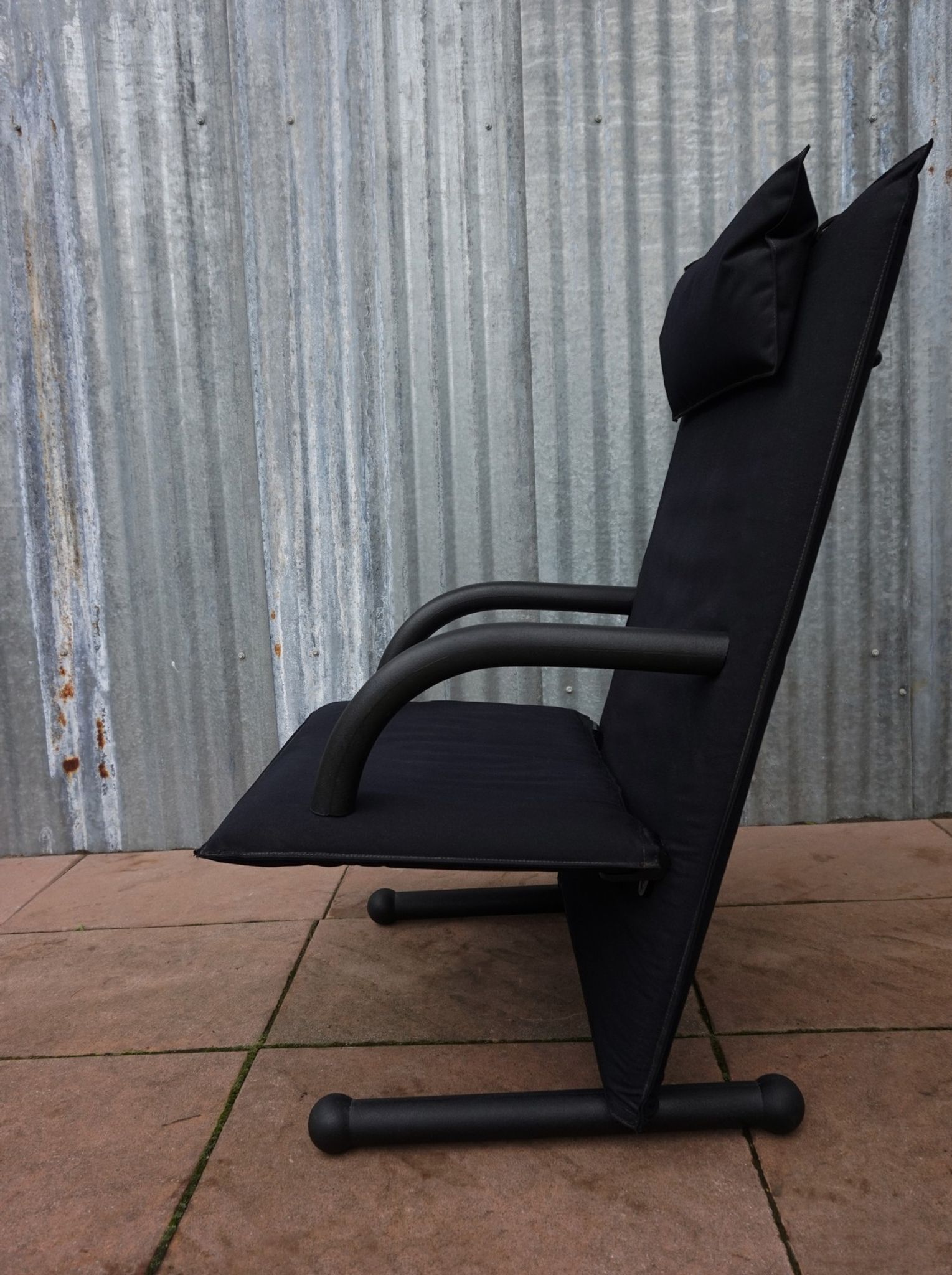 Armchair for arflex burkhard vogtherr 't-line'