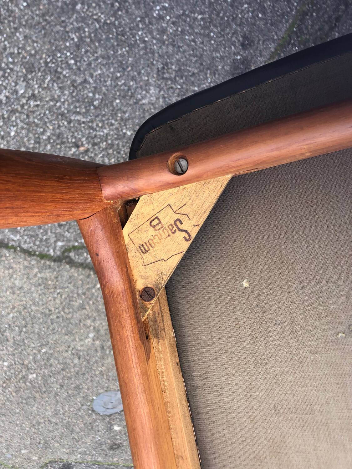 Lot 6 Scandinavian Teak chairs by Johannes Andersen Samcom Circa 1960