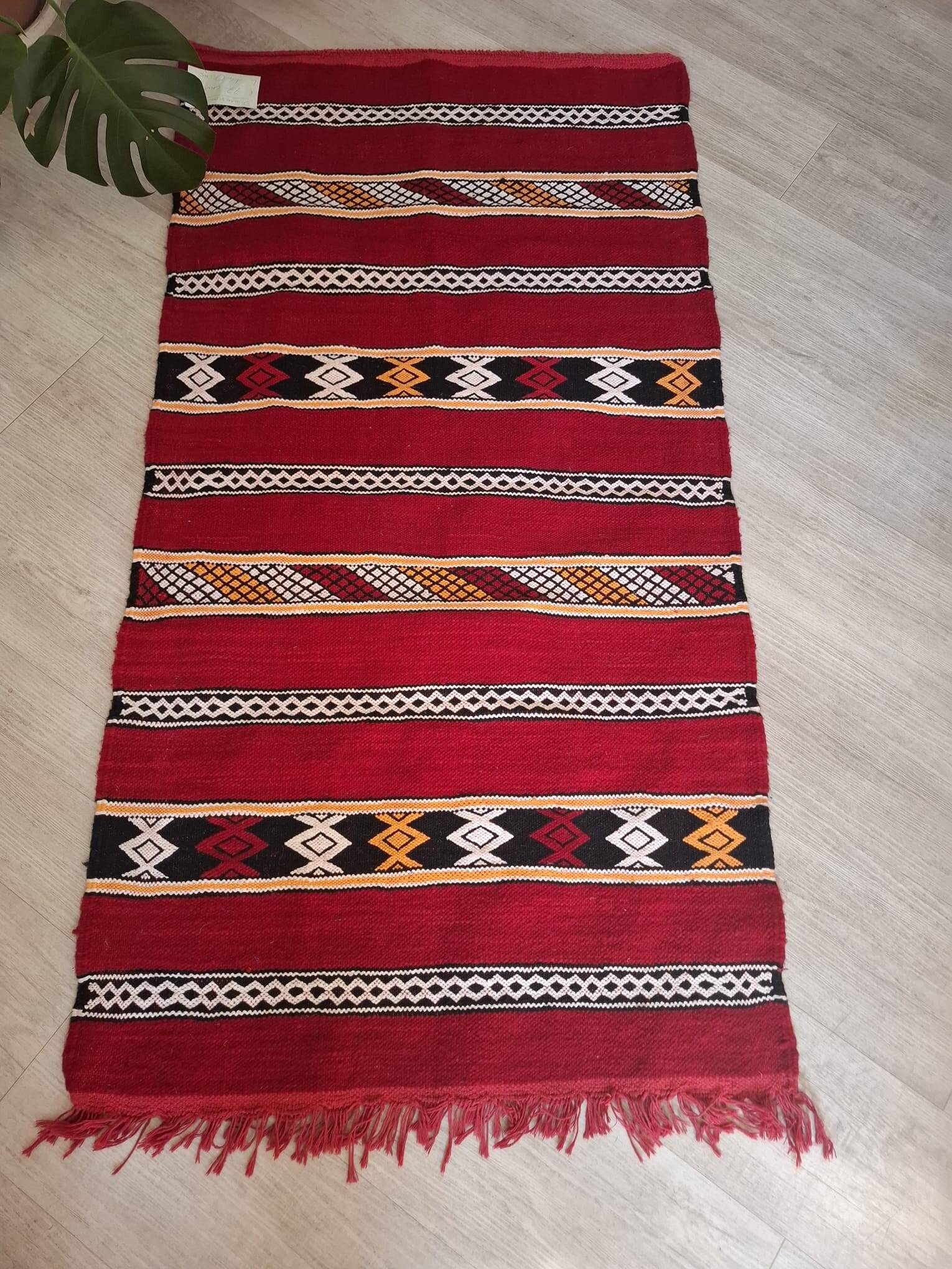 Small brick red Berber Kilim – Flat weave Hanbel – 77x140 cm