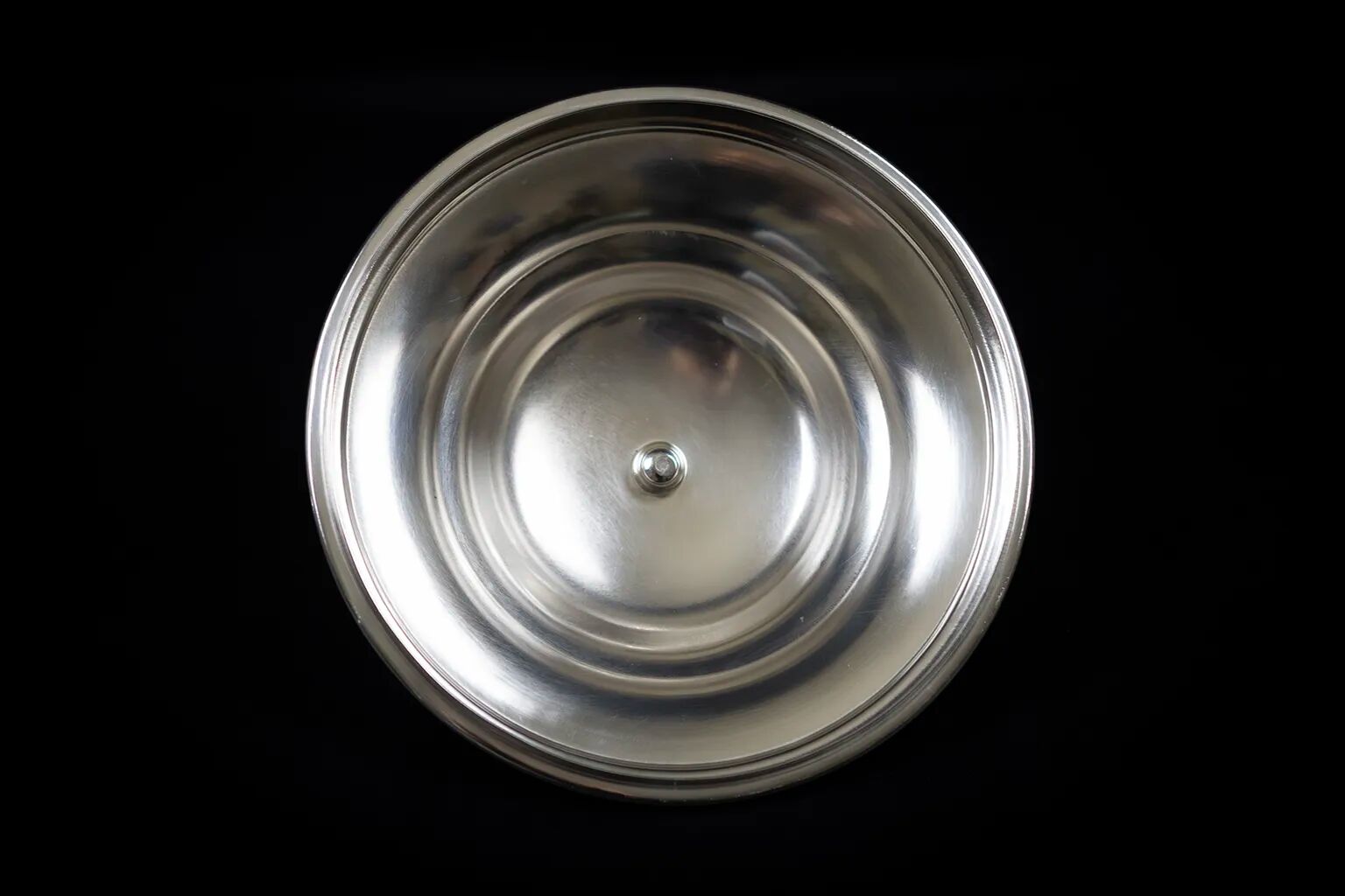 Silver-plated vegetable dish with matching tray – stamped