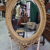 Miroir medaillon dore du xix ème siecle