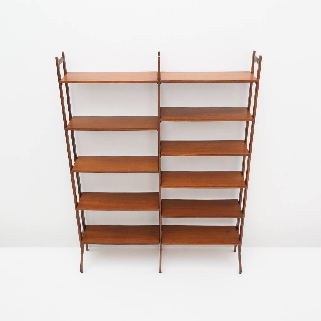 “Aedes” bookcase with shelves by Amma Torino, 1960s