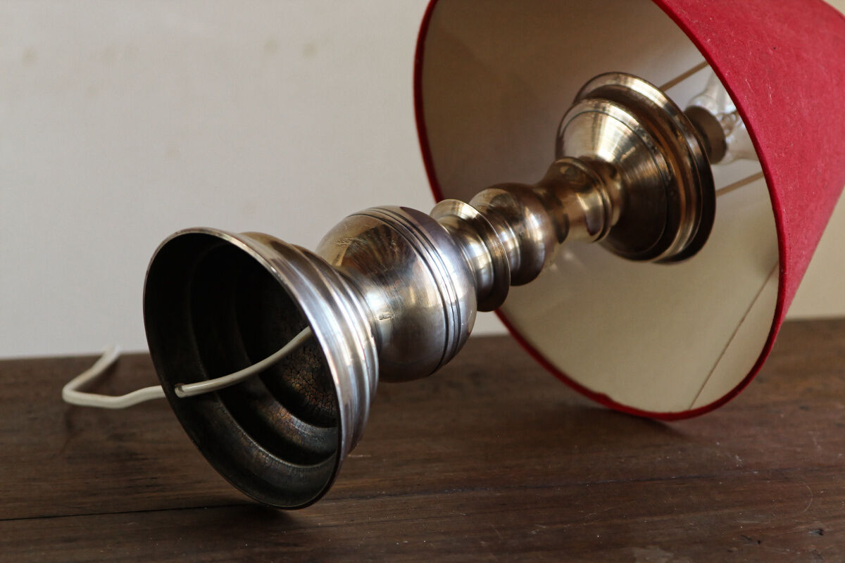 Lampe en métal argenté