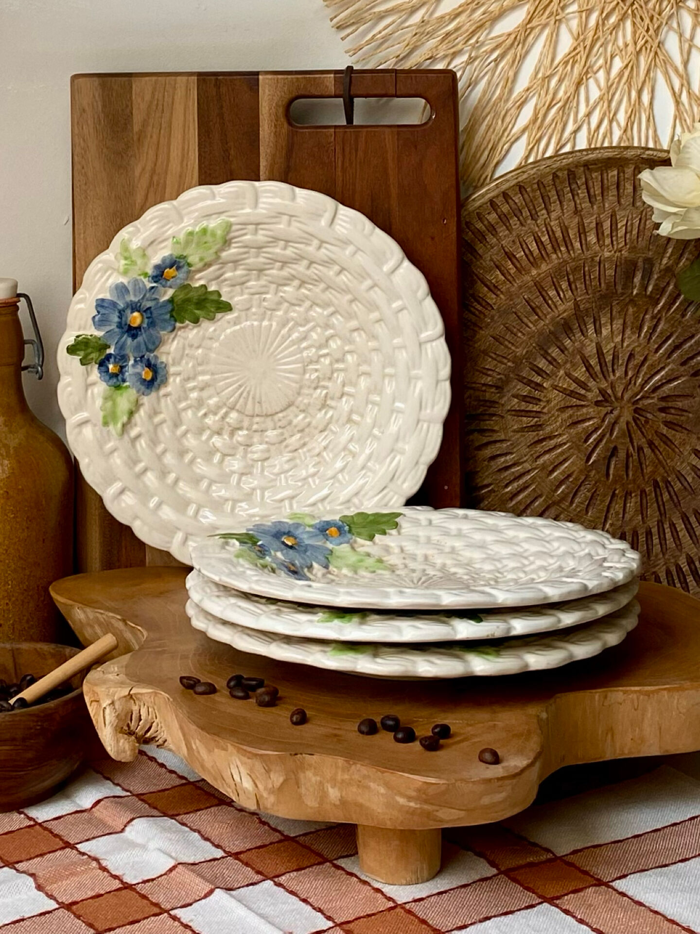 Assiettes Barbotine