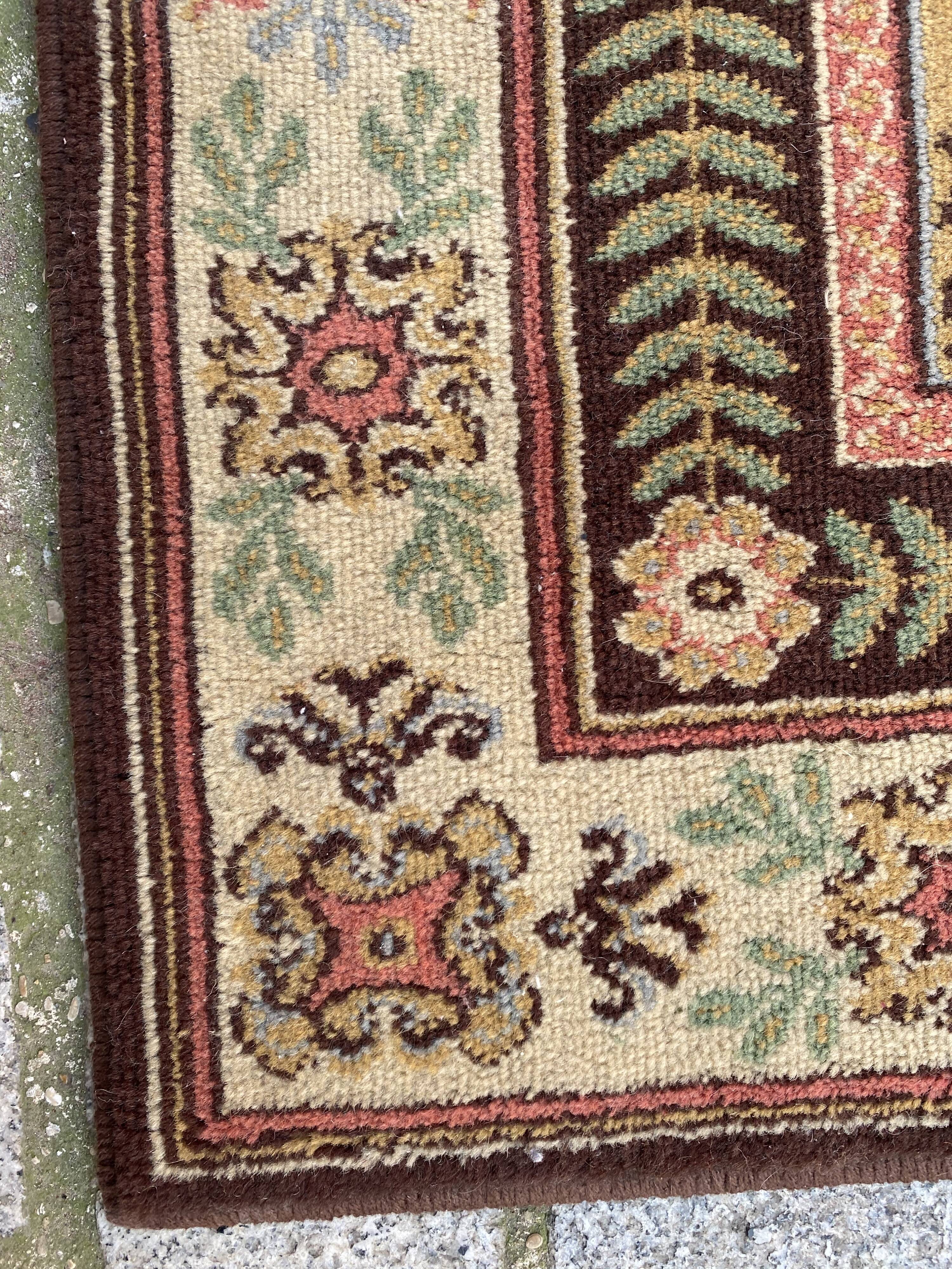 Soapy or aubusson style carpet 70x140 cm