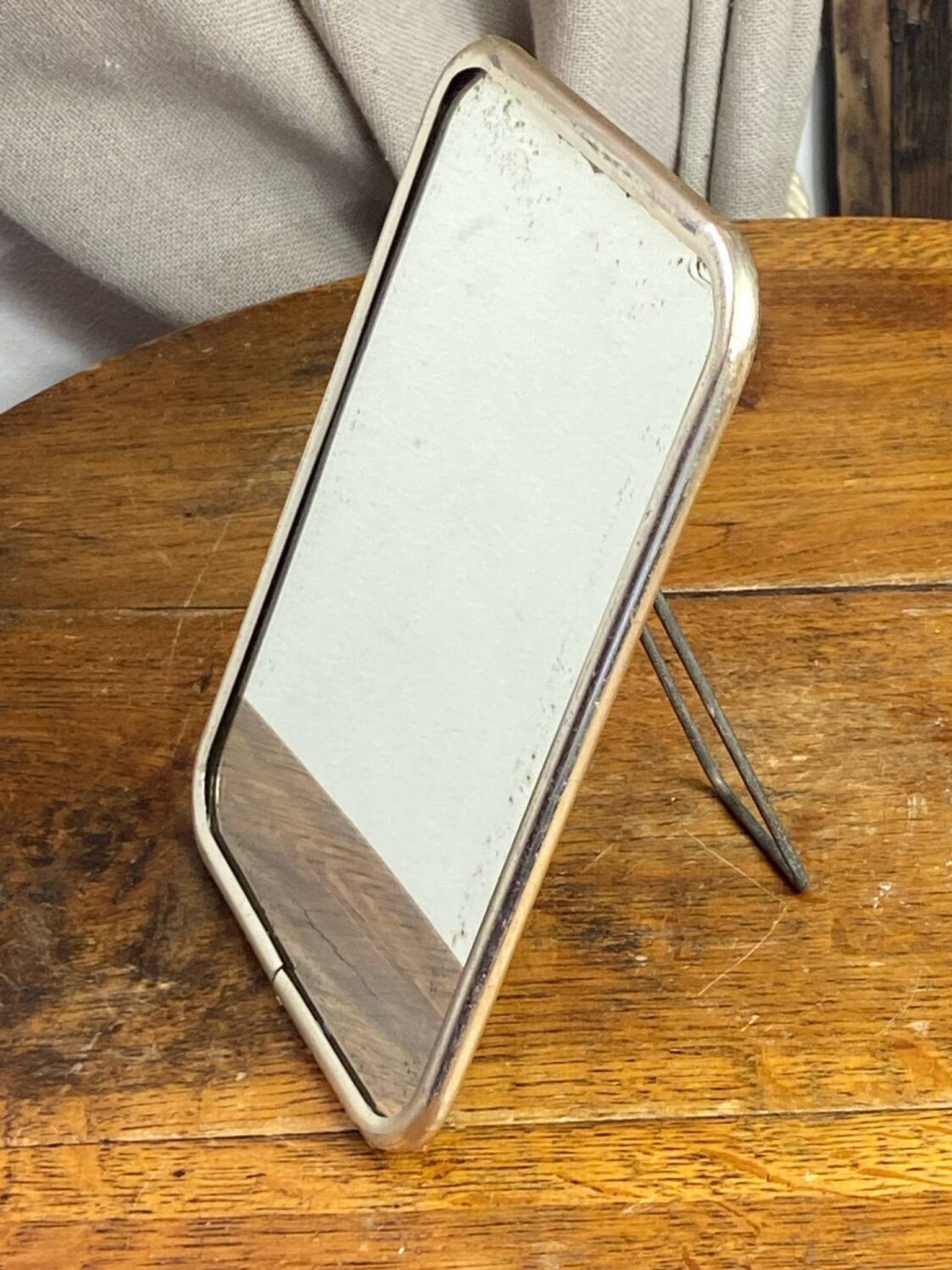 Barber's mirror