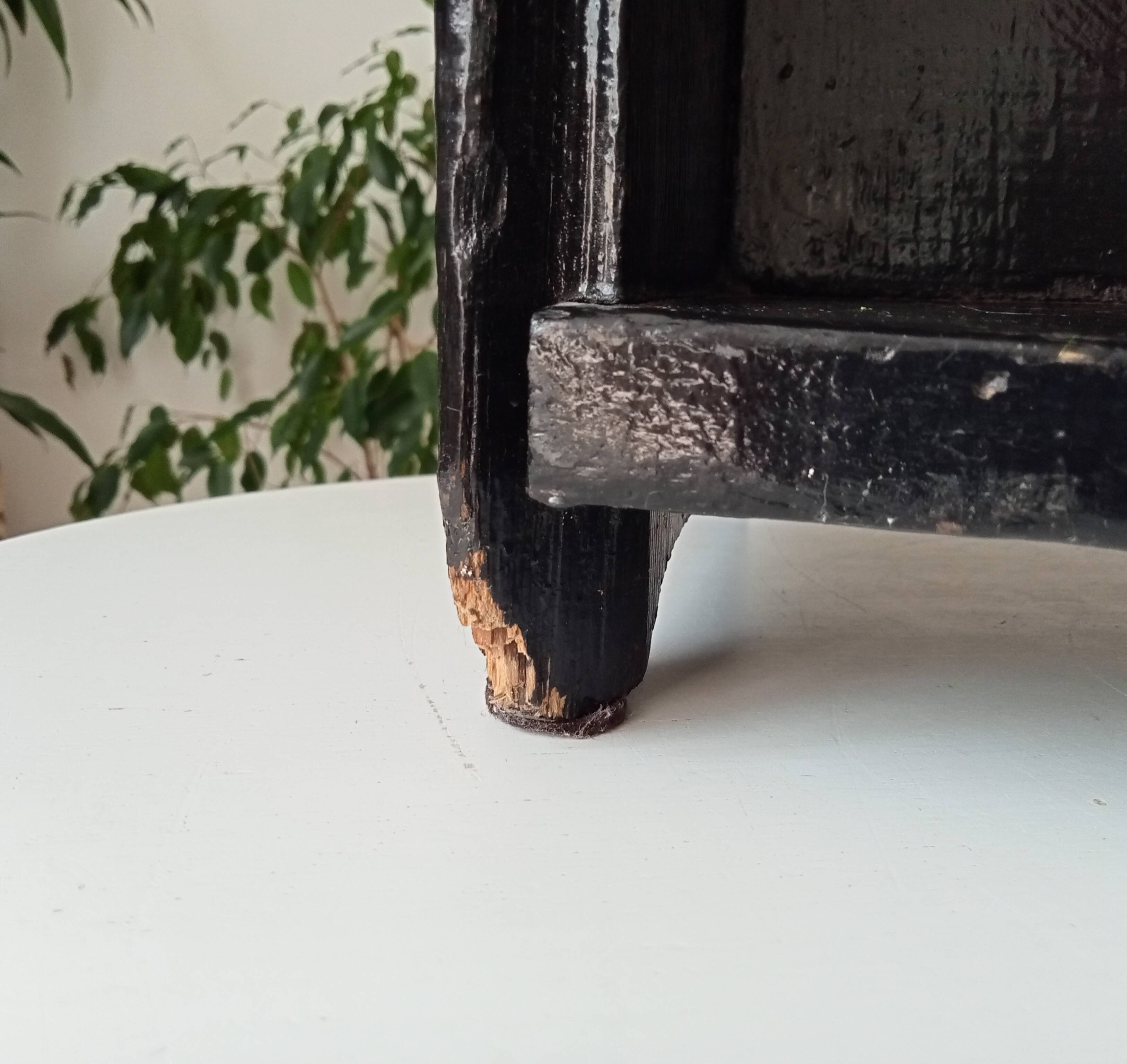 Antique side table from the 50s/60s