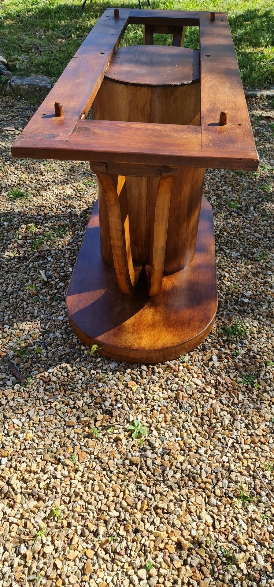 Art Deco dining table in solid walnut – 1930s – extendable