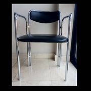 Set 2 mid century dining chairs