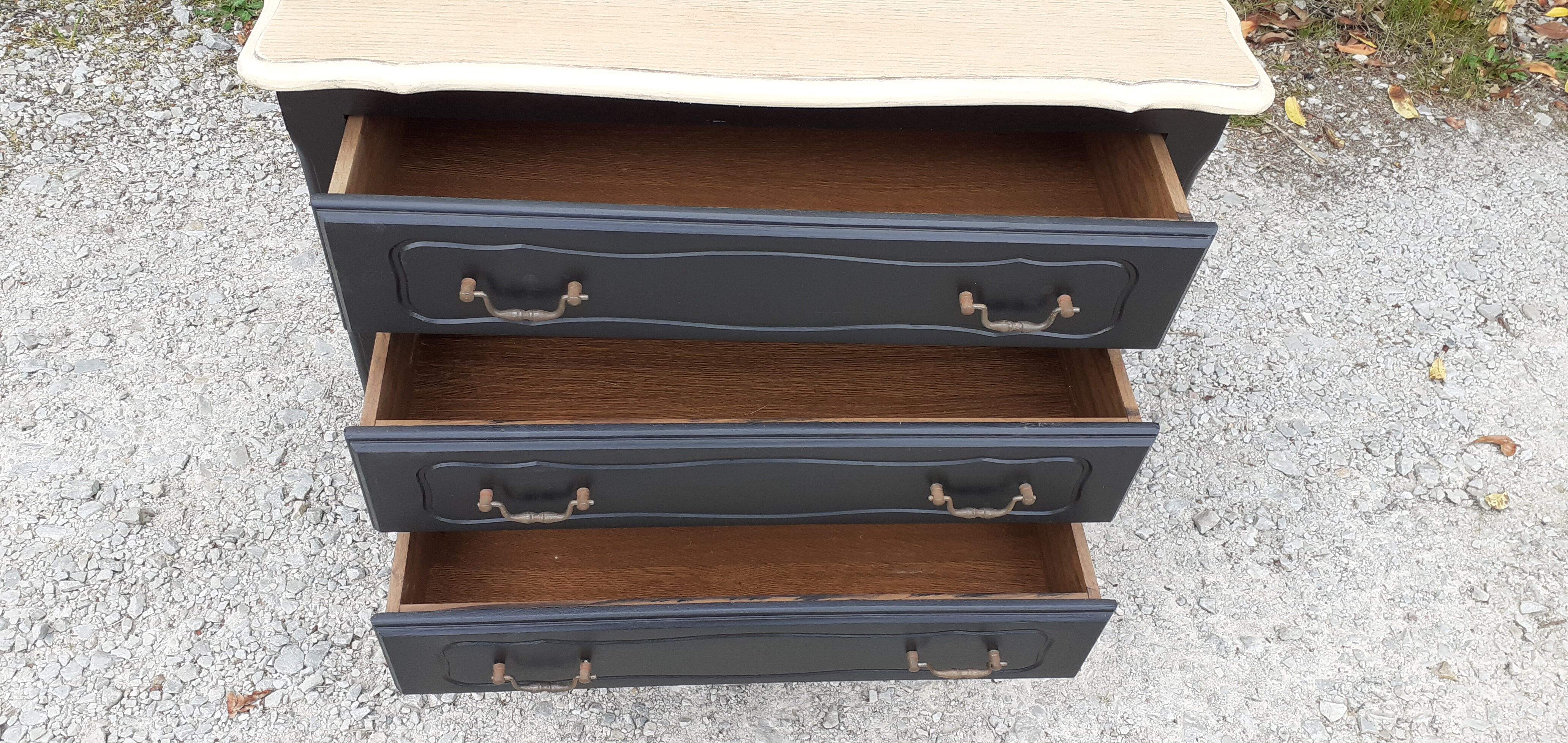 Commodity 3 drawers style louis XV black