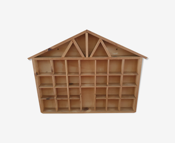 Maison étagère en bois