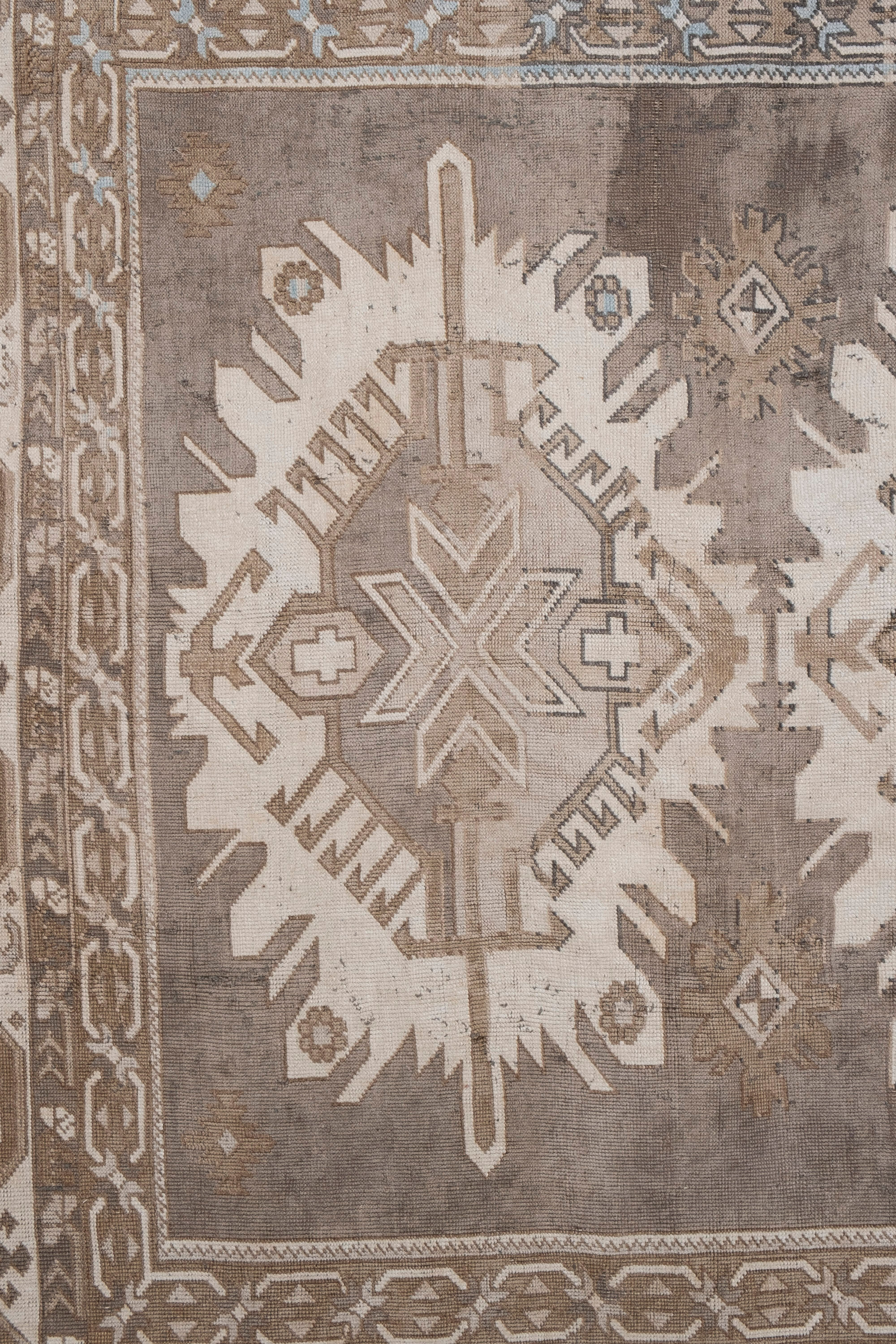 Vintage turkish kars rug 237 x 330 cm