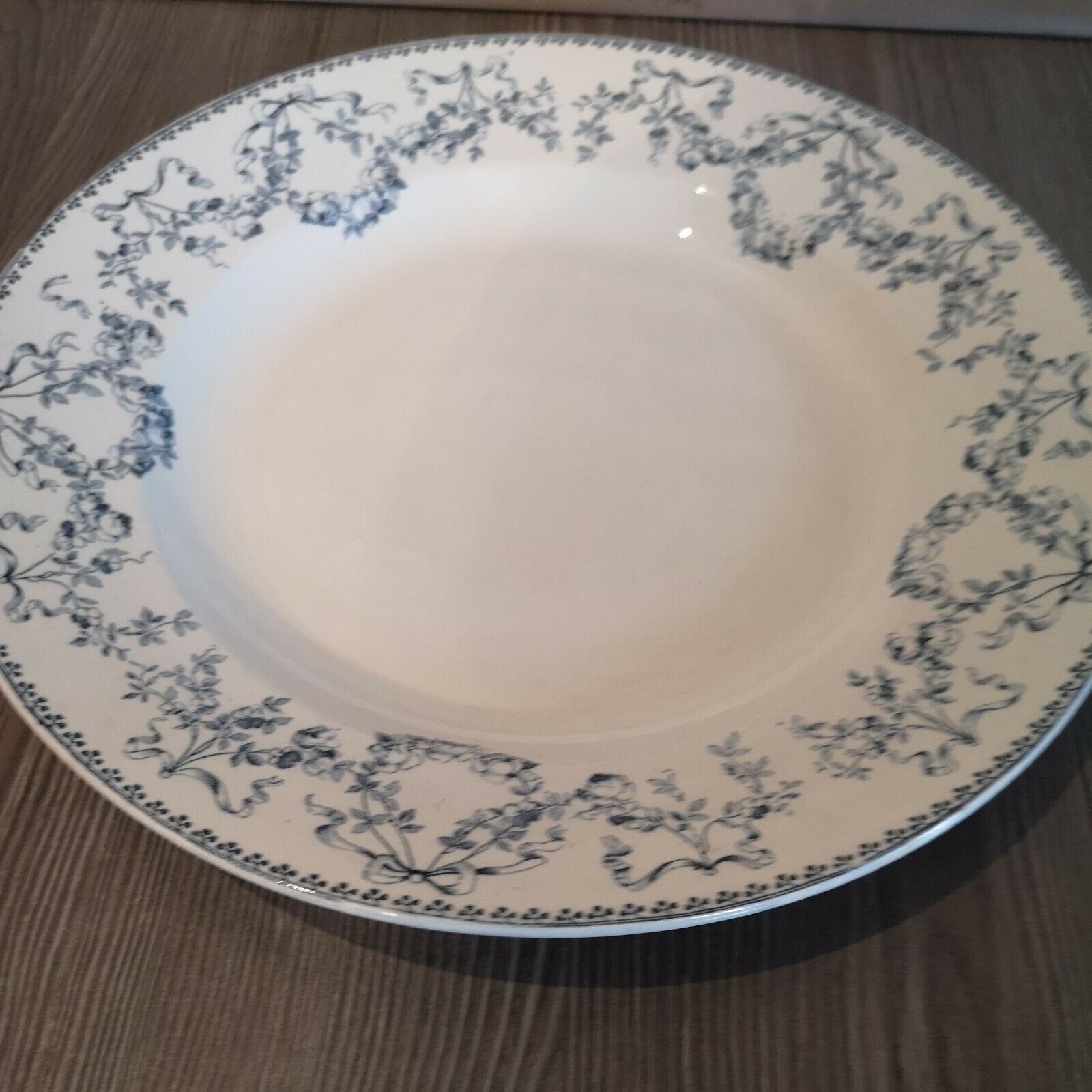 Round dish in Earthenware Sarreguemines Model Mozart