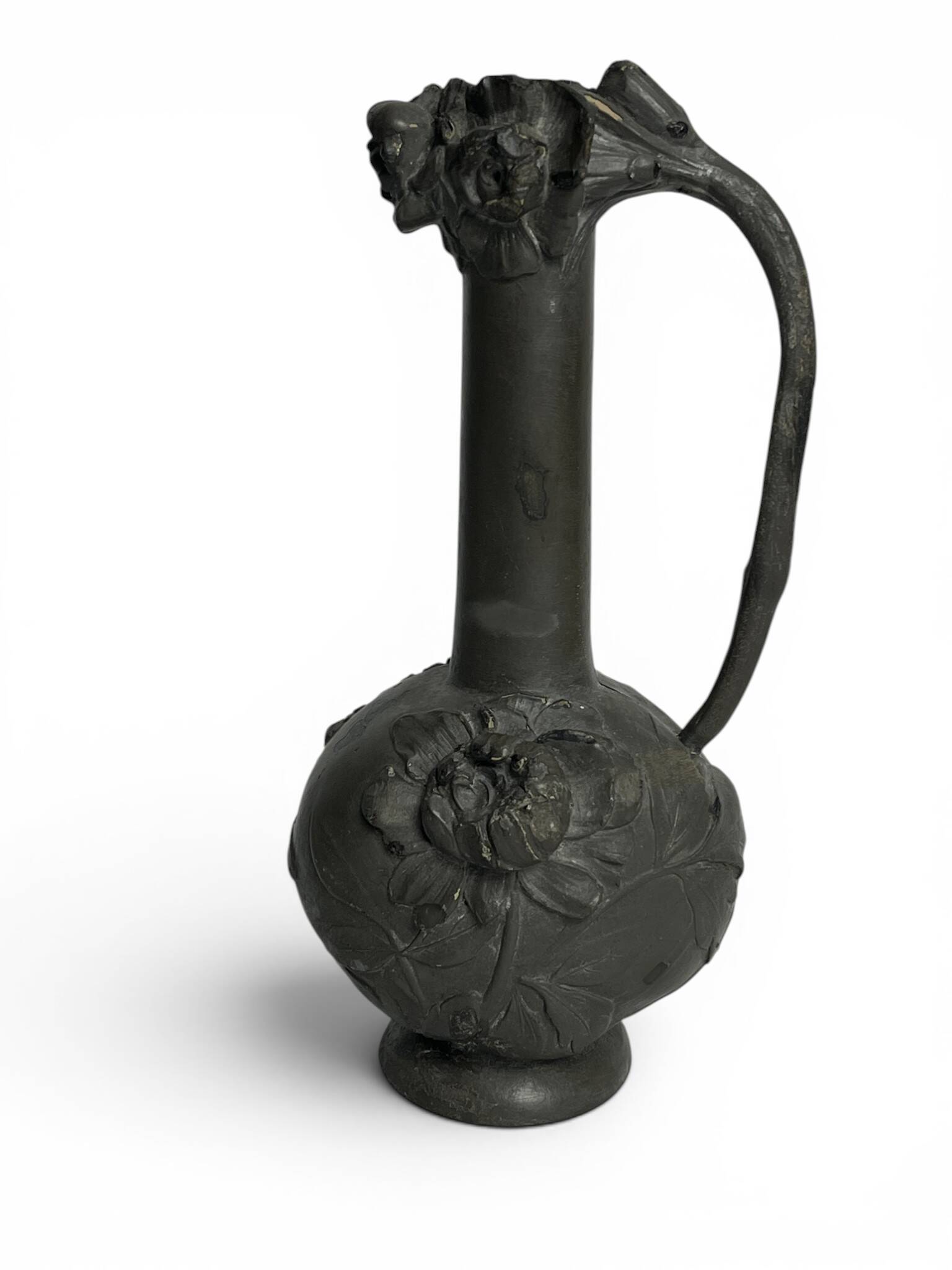 Art Nouveau, a single flower vase jug in pewter signed Petiz around 1900.
